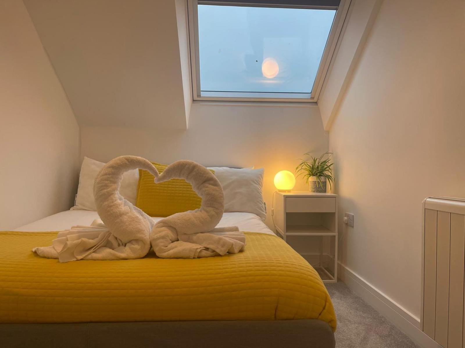 Stunning Penthouse In Penzance "Amazing Sea Views" Apartment Luaran gambar